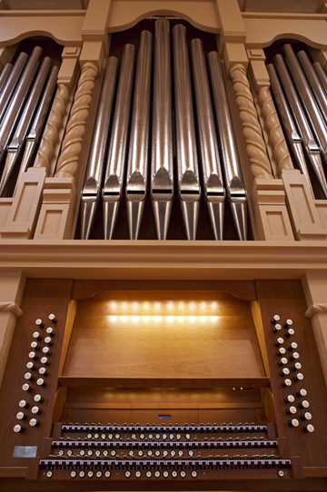 organpic-firstpres02